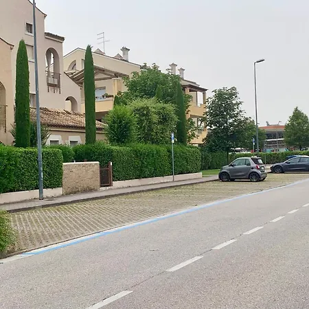 Cascina Del Mar 아파트